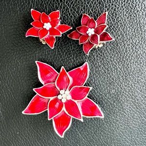Eisenberg Ice Poinsettia Set Red Enamel Holiday Brooch Clip Earrings Gold Tone